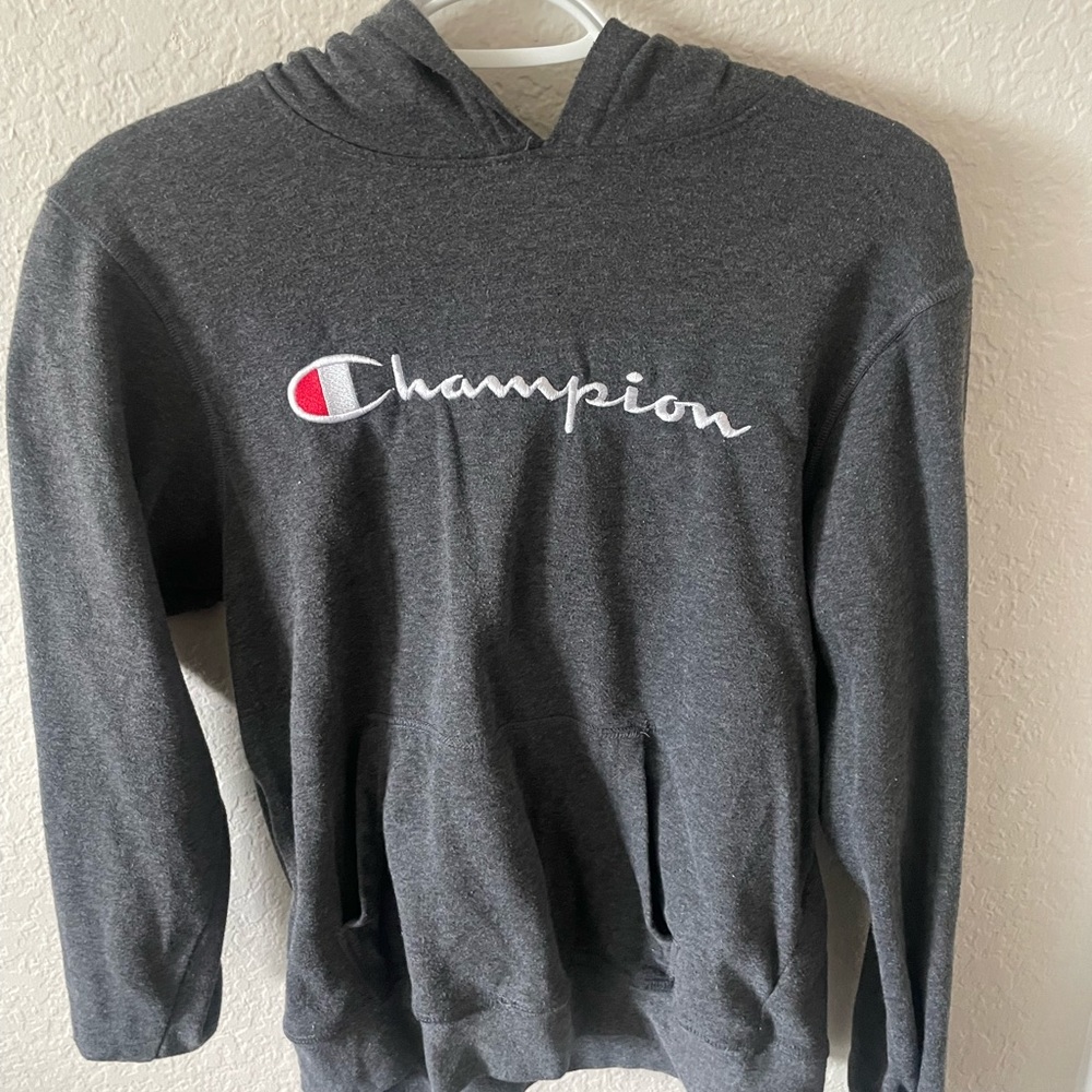 Grey Champion Graphic Hoodie
Size:XL
#champion
#hoodie
#graphichoodie